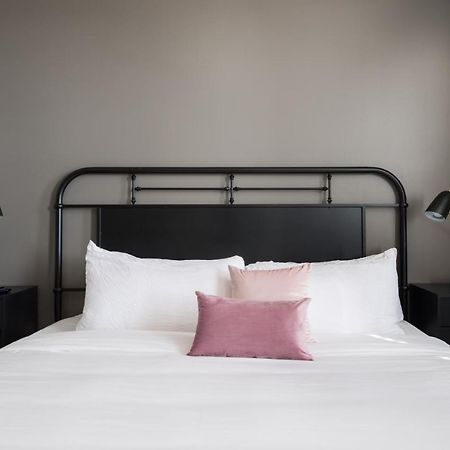 Apartmán Bh Club By The Guild Bay Harbor Islands Exteriér fotografie