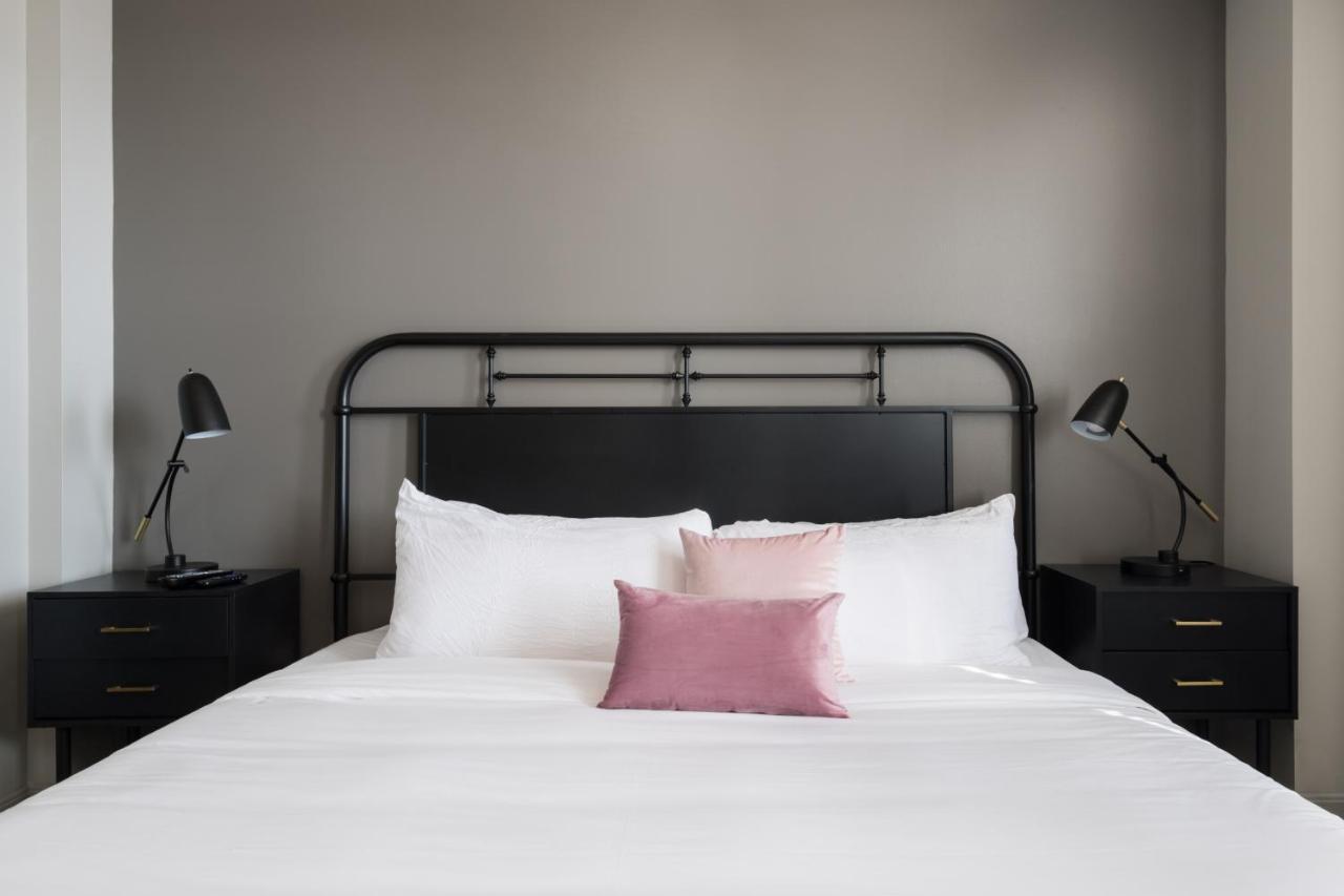Apartmán Bh Club By The Guild Bay Harbor Islands Exteriér fotografie