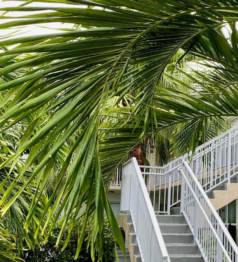Apartmán Bh Club By The Guild Bay Harbor Islands Exteriér fotografie